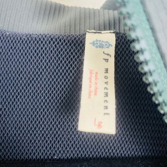 Free People Start Me Up Cropped Green Athletic Hoodie Jacket Size Large - Picture 7 of 8